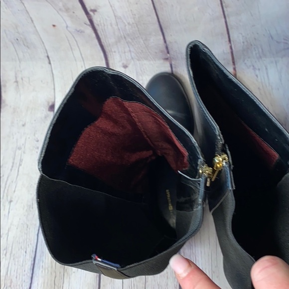 Tommy Hilfiger black calf zip up riding boots logo - Picture 7 of 9